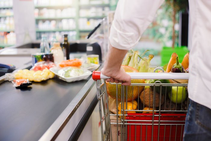 Supermercados vendas sobem com discricao no primeiro semestre