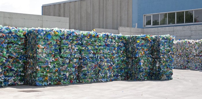 União Europeia: recicladores cortam produção pressionados pela baixa demanda e rentabilidade.