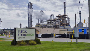 Ineos em Sarnia: fechamento corta 7% da capacidade norte-americana do monômero.