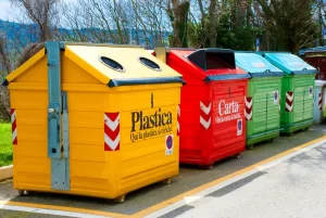 Itália: reciclagem abalada pela postergação do tributo para embalagens de plástico virgem.