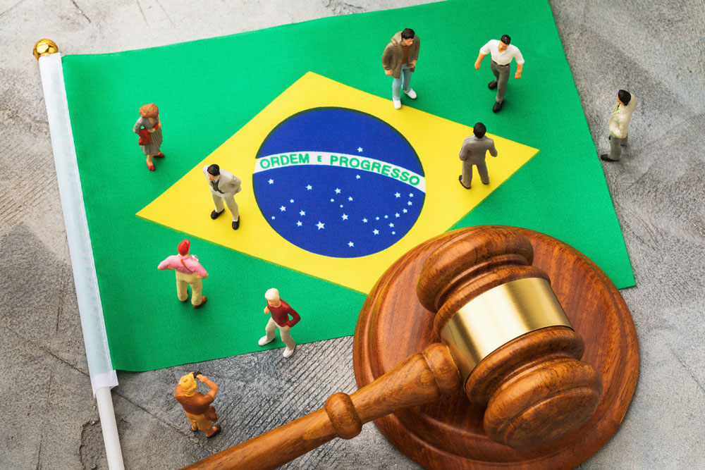 A lei de Kafka No Brasil, hora de controlar crise é quando ela sai do controle