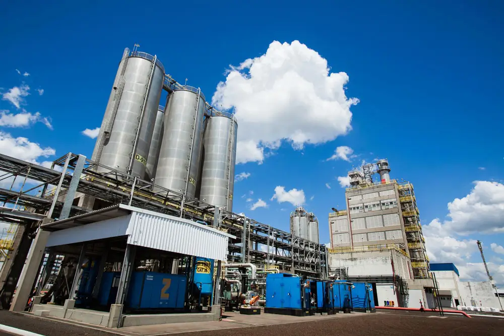 Braskem: incentivos do governo apoiados pela Abiquim e questionados por analistas do setor petroquímico.