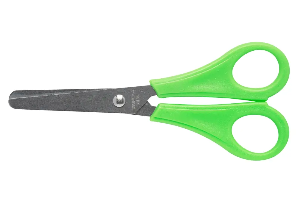 Substituição de metal por plástico: aplicações ligadas à eficiência e inovação em linha com foco da distribuidora em materiais nobres.