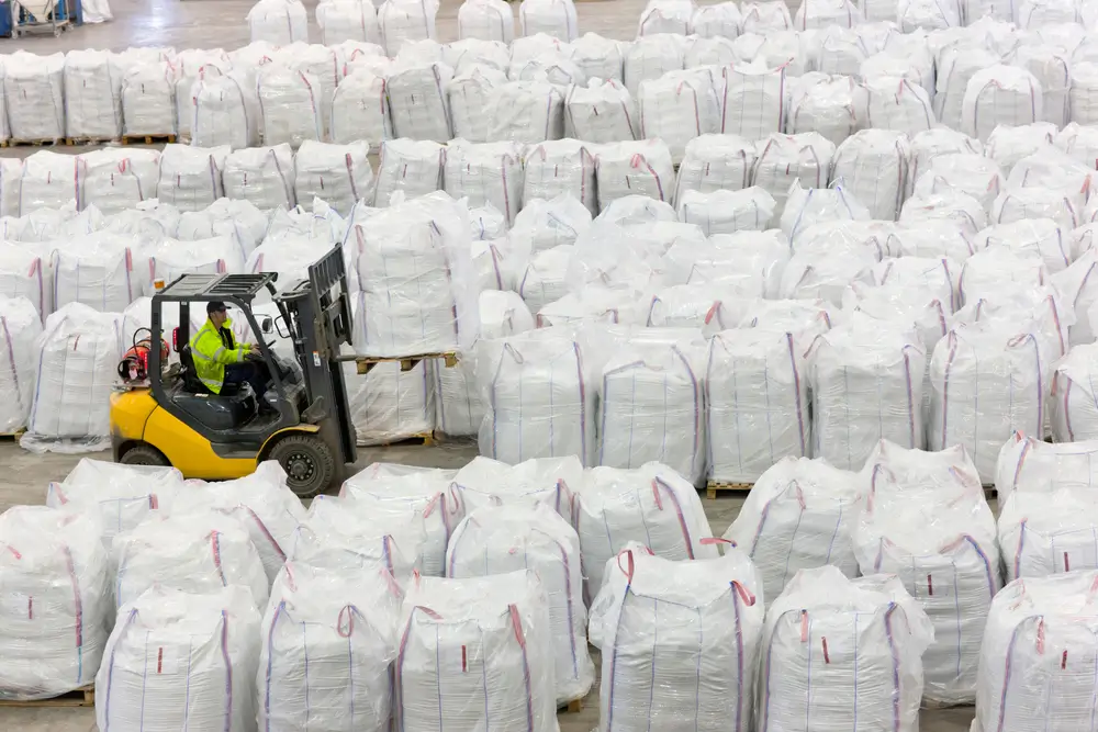 Centro de distribuição: estoques em todas as regiões influem na fidelização dos clientes cultivada pela Piramidal.