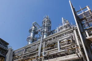 Petroquímica russa investe pesado em PE e PP