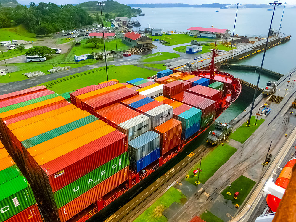 Canal do Panamá: gargalo logístico com risco de interrupção de rotas comerciais na América do Sul.